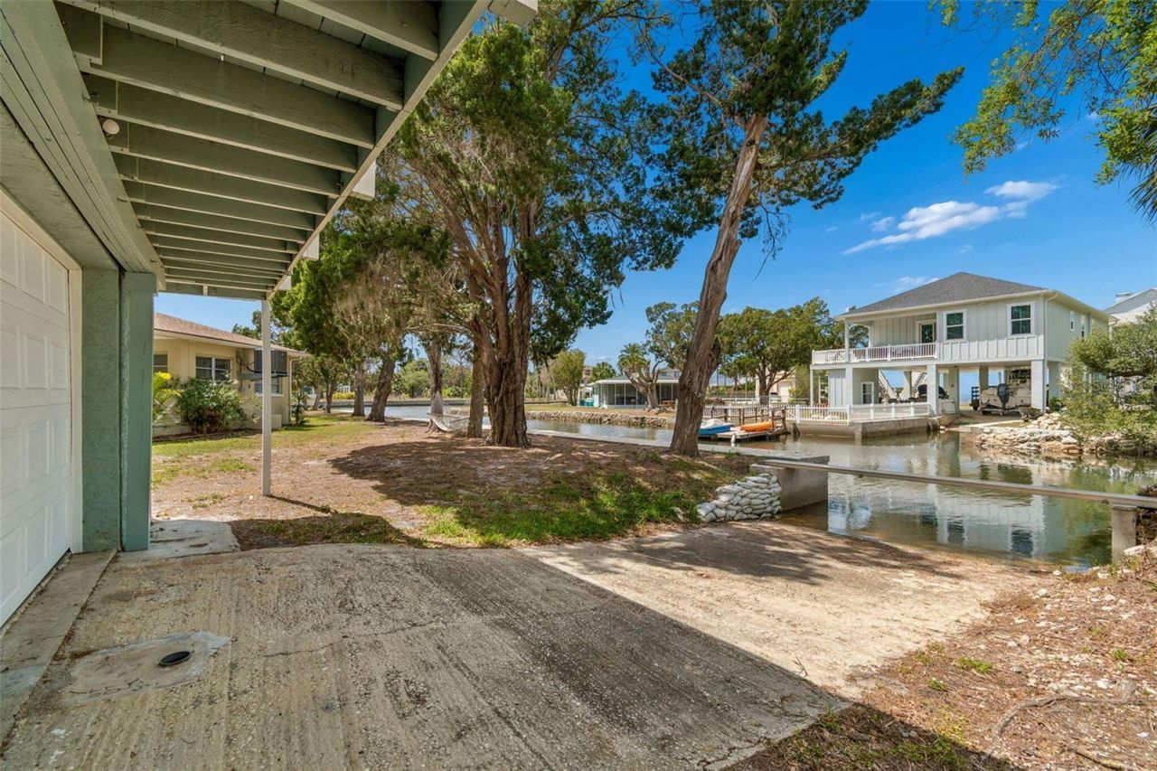 14539 Coffey Lane, Hudson, FL 34667 Photo