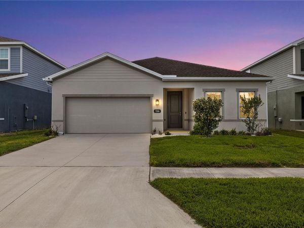 7886 GREENWAY AVENUE , WESLEY CHAPEL, FL 33544