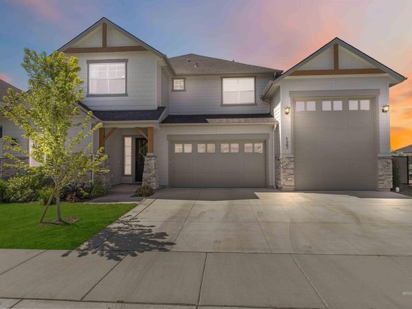 125 S Eagles Roost Way, Eagle, ID 83616