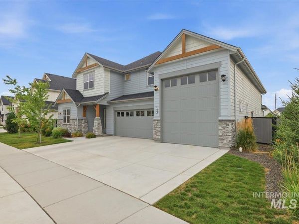 125 S Eagles Roost Way, Eagle, ID 83616