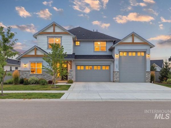 125 S Eagles Roost Way, Eagle, ID 83616