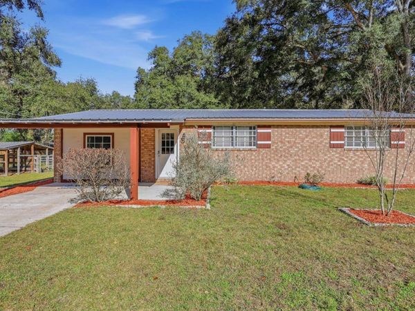 215 SW NEIGHBORS GLN, Lake City, FL 32055