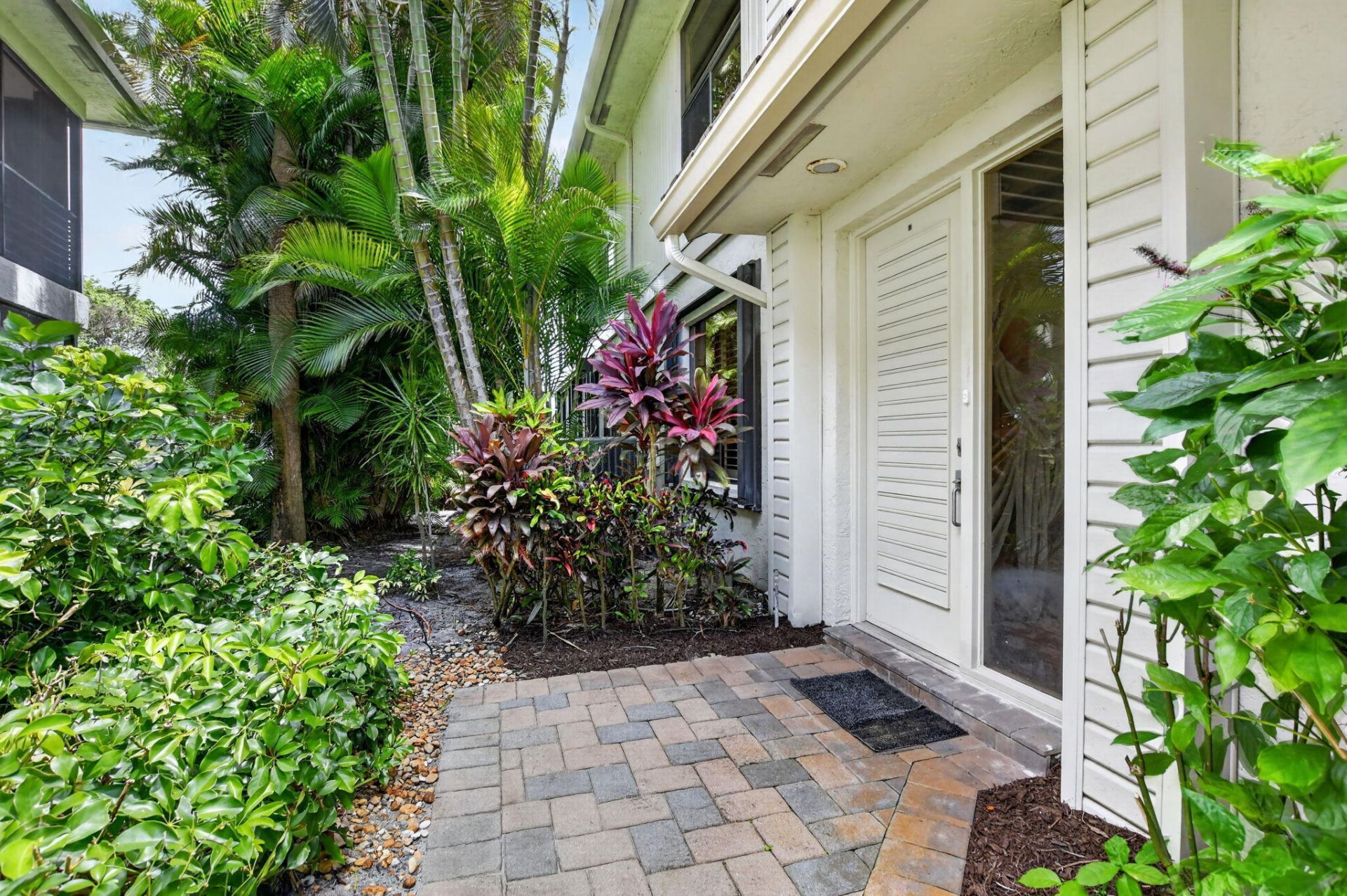 19884 Planters Boulevard, Unit B-102, Boca Raton, FL 33434 Photo