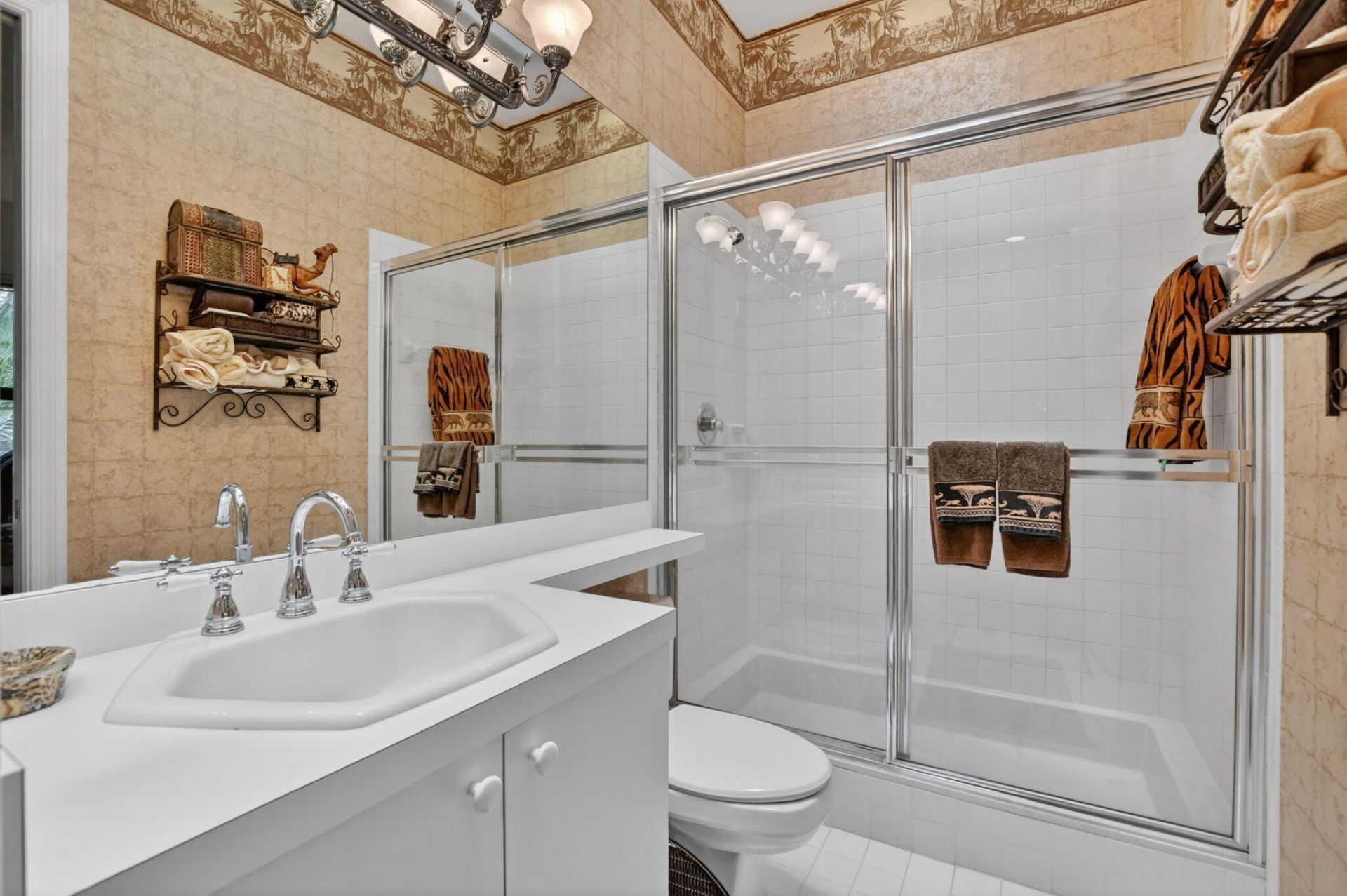 19884 Planters Boulevard, Unit B-102, Boca Raton, FL 33434 Photo