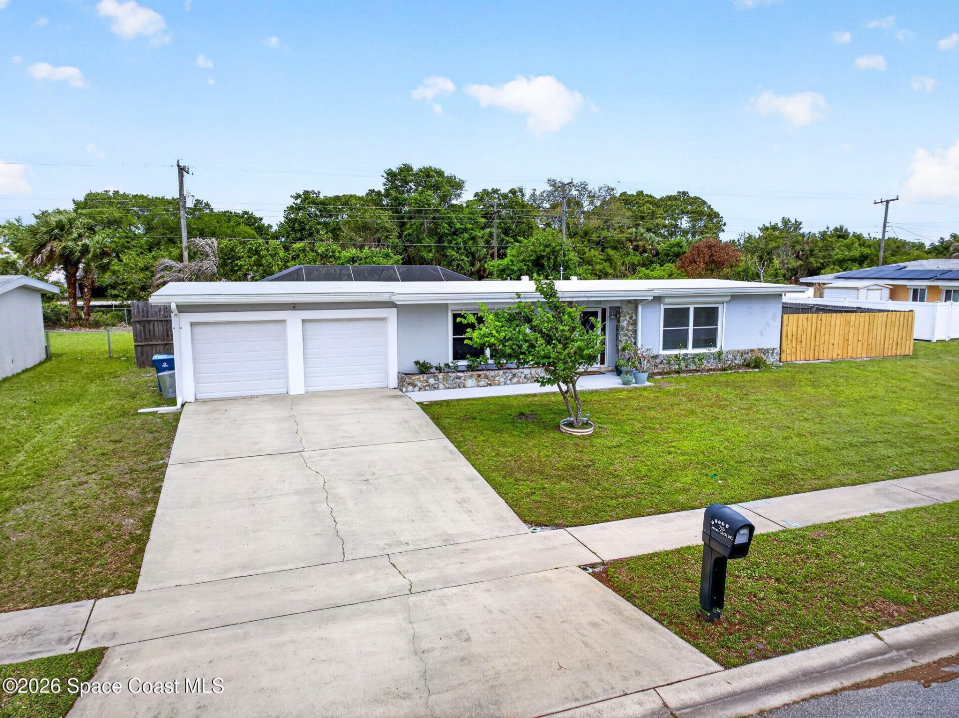 713 NE James Circle Ne, Palm Bay, FL 32905 Photo