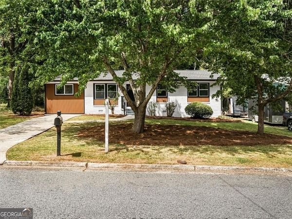 454 Oak Drive SE, Atlanta, GA 30354