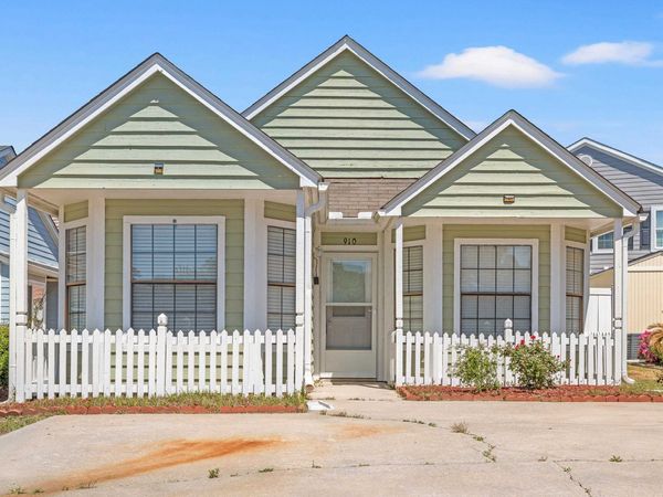 910 Emanon St., North Myrtle Beach, SC 29582