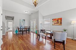 910 Emanon St. photo 4