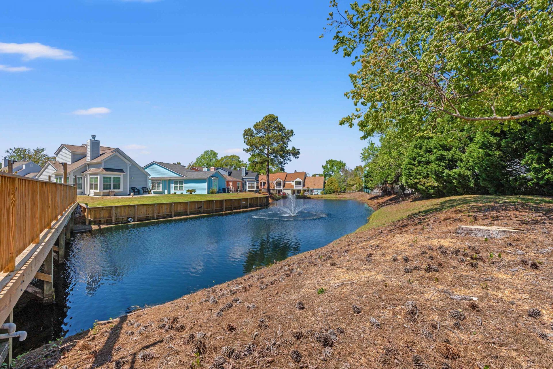 910 Emanon St. Photo 37