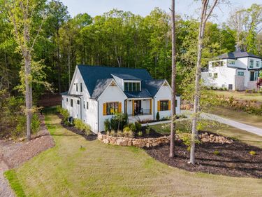 270 W Beech Slope Court, Chapel Hill, NC 27517