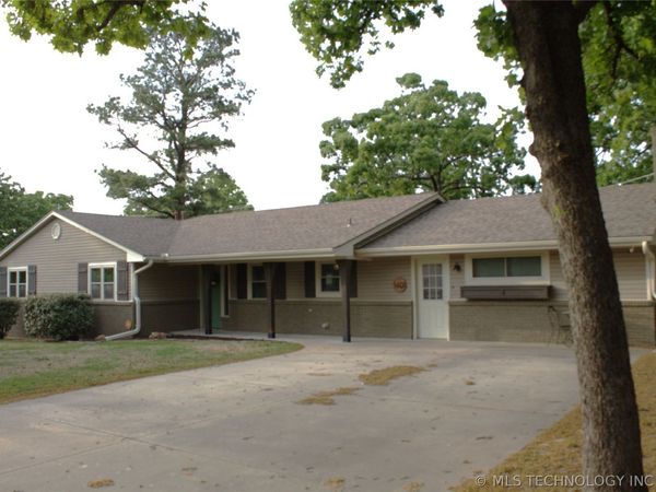 1601 E Seminole Avenue , McAlester, OK 74501