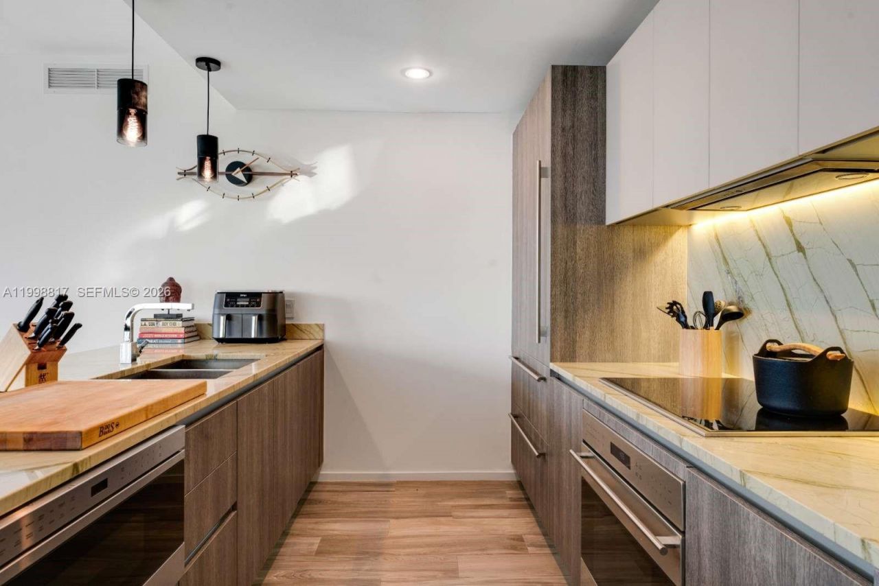 801 S Miami Ave, Unit 3804, Miami, FL 33130 Photo