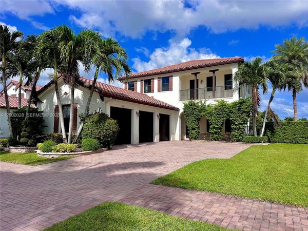 2685 NW 83rd Way, Cooper City, FL 33024