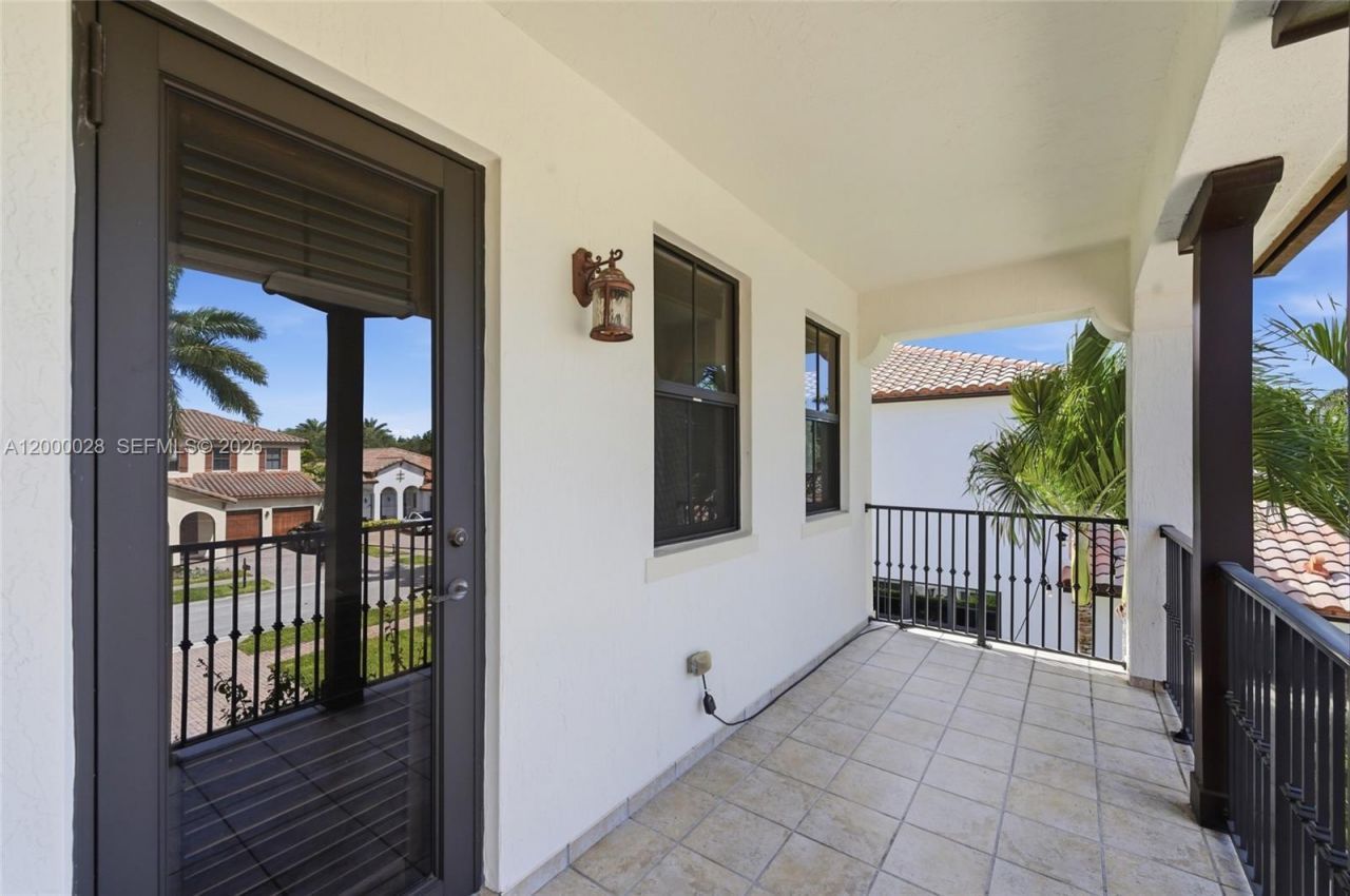 2685 NW 83rd Way, Cooper City, FL 33024 Photo