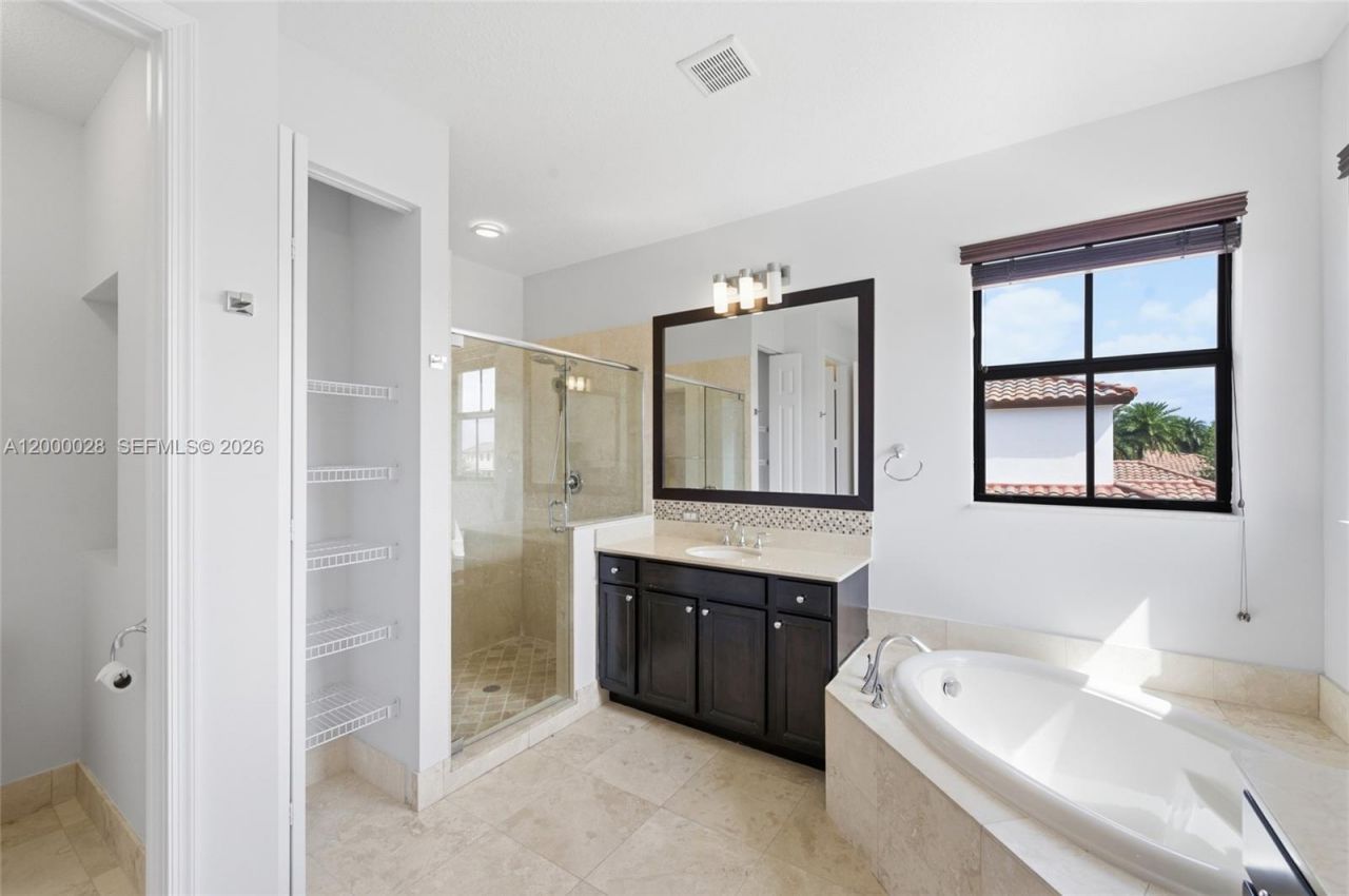 2685 NW 83rd Way, Cooper City, FL 33024 Photo