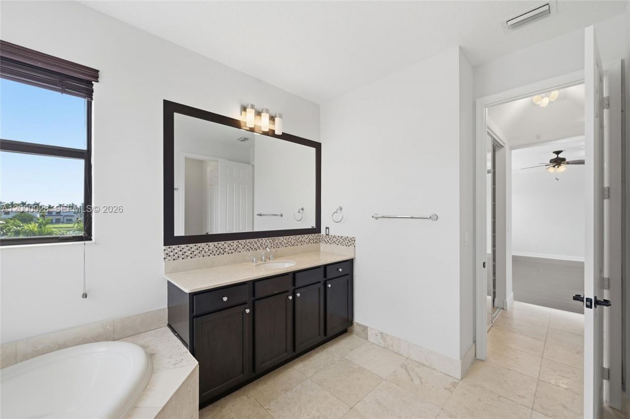 2685 NW 83rd Way, Cooper City, FL 33024 Photo