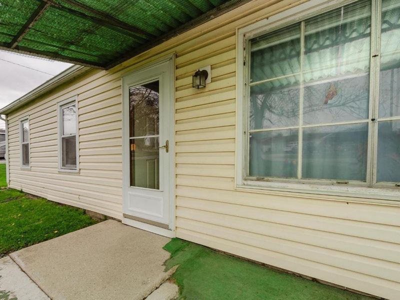 24 Gail Lane, Tiffin, OH 44883 Photo 3