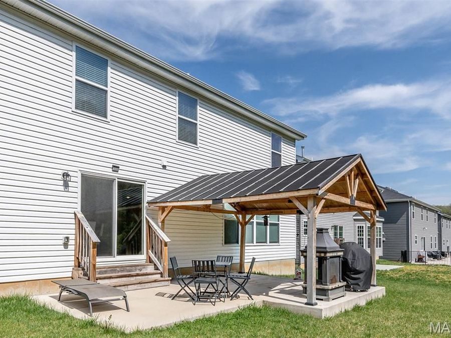 Property Image 37
