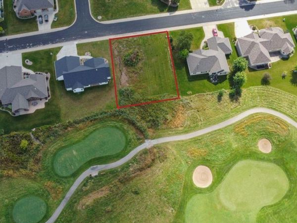 526 ROYAL ST PATS DRIVE, Wrightstown, WI 54180