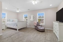 2509 Hummingbird Lane photo 4