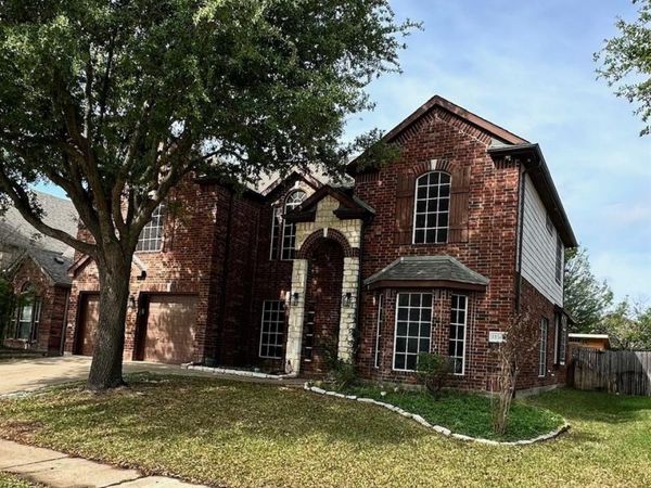 11501 Pheasant Creek Drive, Fort Worth, TX 76244