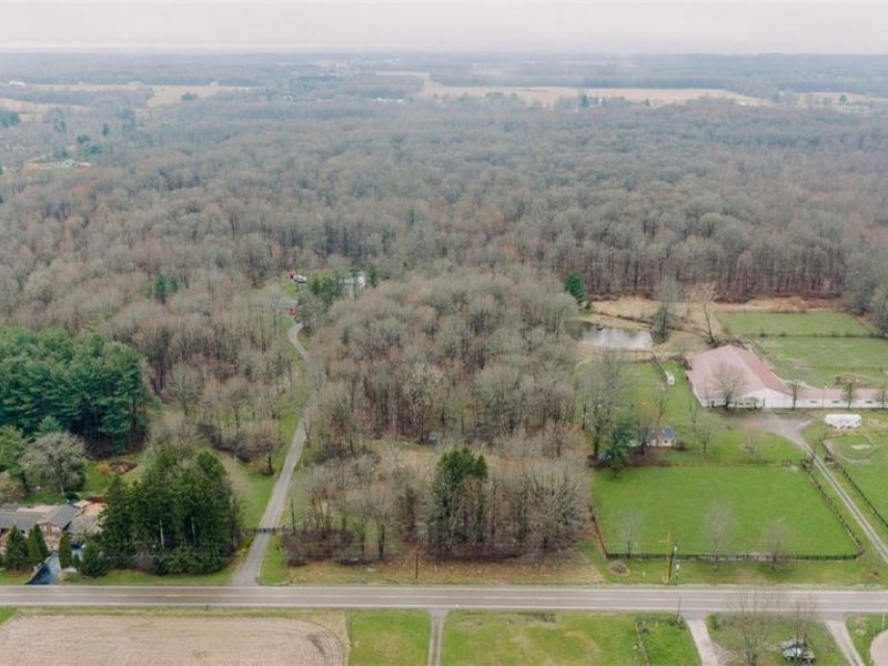 W Western Reserve Road, Canfield, OH 44406 Photo 7