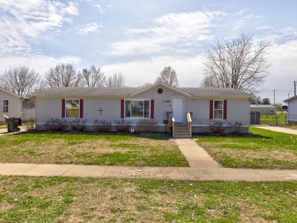 327 Warford Street, Perry, IA 50220