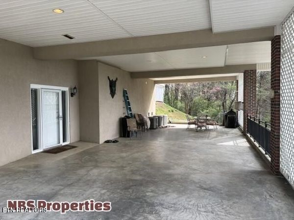 7540 Glastonbury Rd, Knoxville, TN 37931