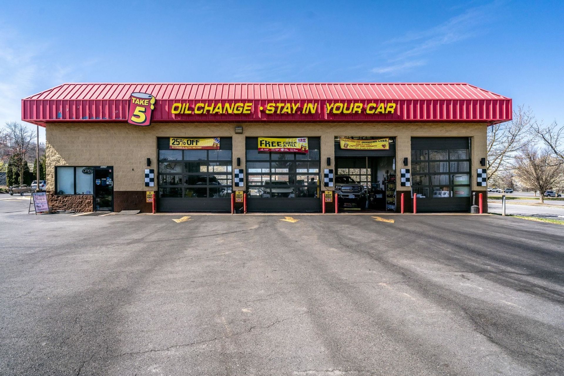 2075 E MARKET ST, HARRISONBURG, VA 22801