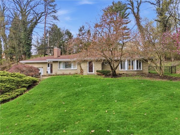 3 Swan Drive, Pittsburgh, PA 15237