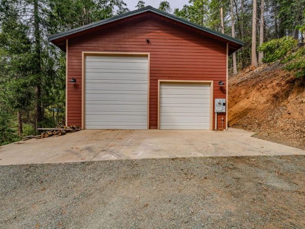 25445 Meadow Dr, Pioneer, CA 95666