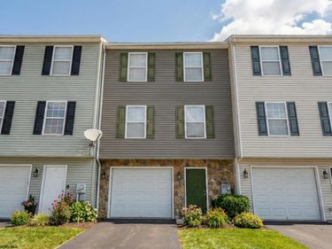 132 Eagle Drive, Maidsville, WV 26541