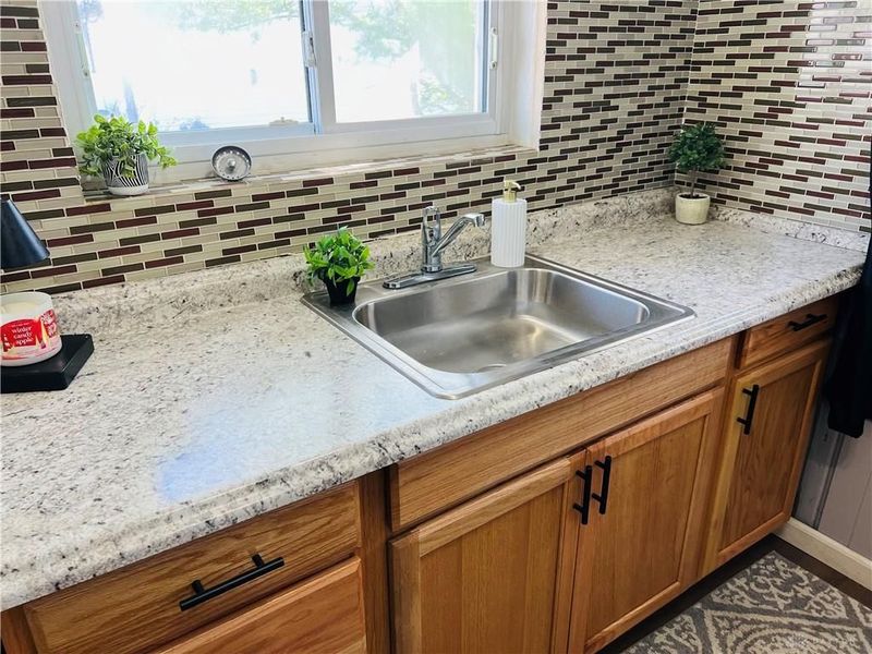 215 Sycamore, Union City, OH 45390 Photo 11