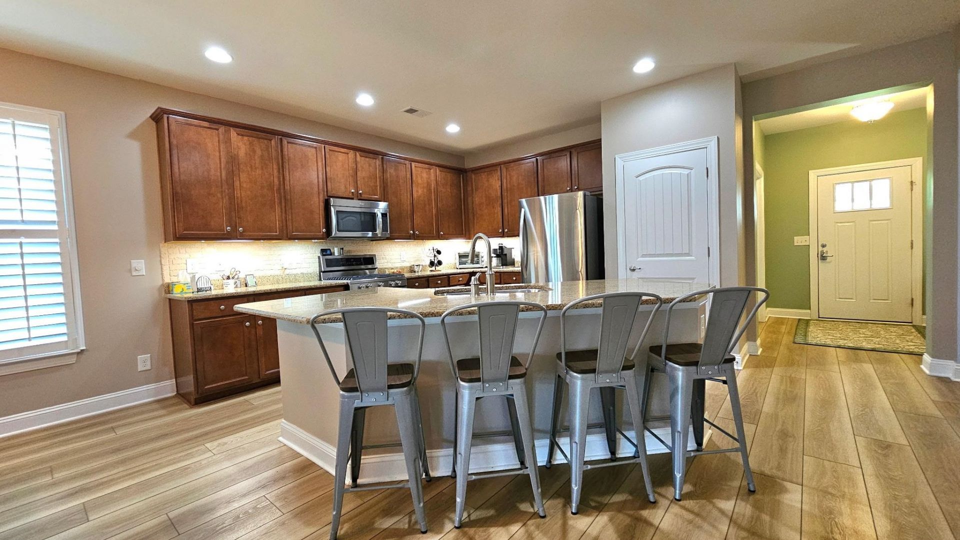 1810 Orchard Dr. Photo 17