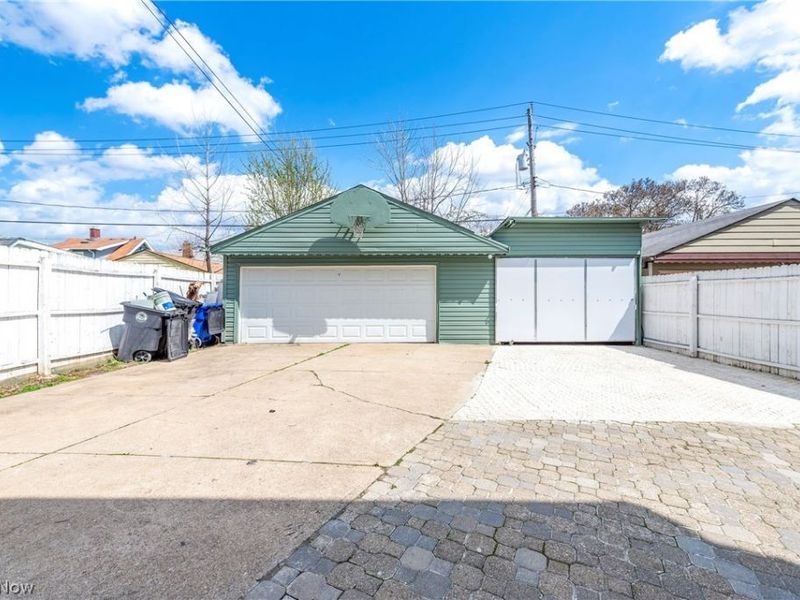 3437 W 95th Street, Cleveland, OH 44102 Photo 4
