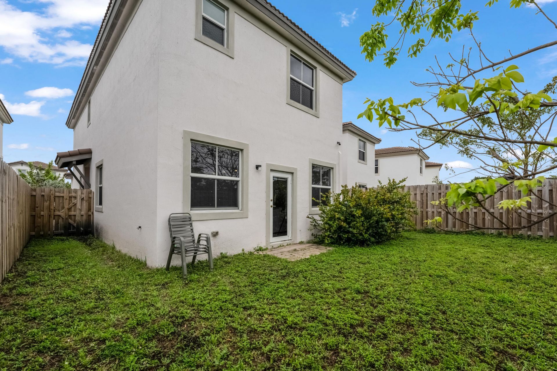 2409 NW 131st Circle, Miami, FL 33167 Photo