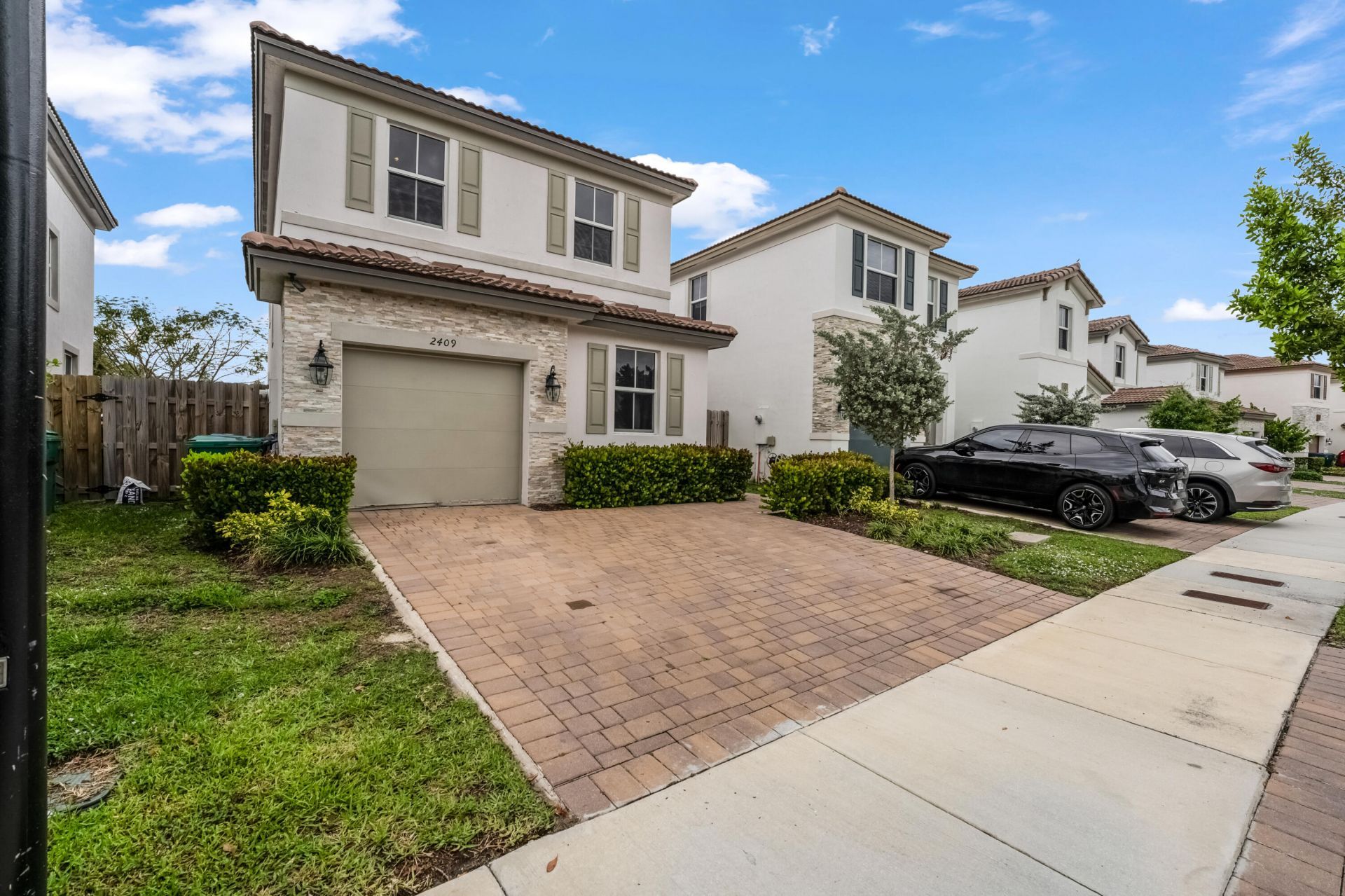 2409 NW 131st Circle, Miami, FL 33167 Photo