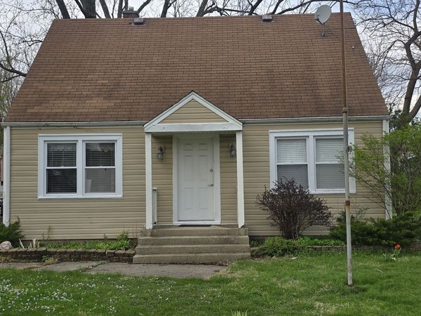 102 79th Street, Willowbrook, IL 60527