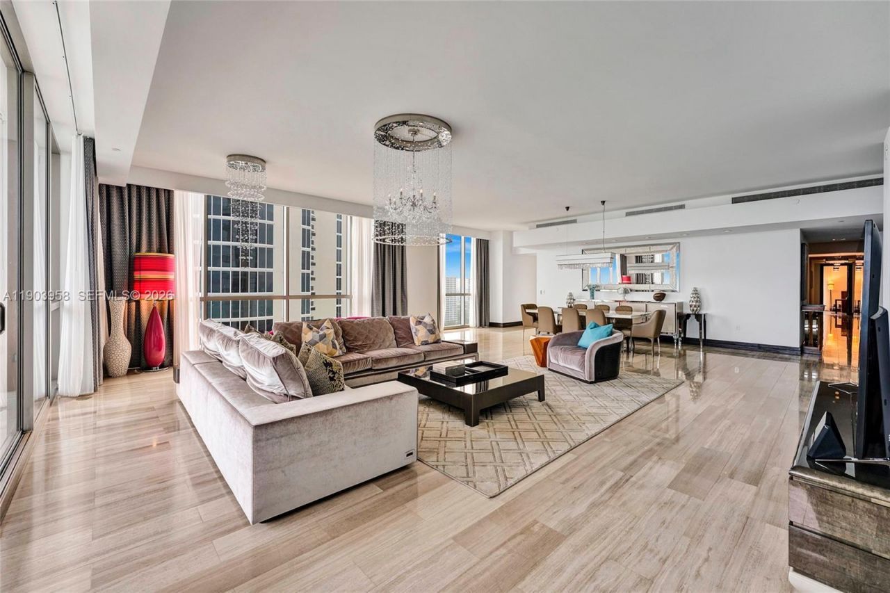 17749 Collins, Unit 1402, Sunny Isles Beach, FL 33160 Photo