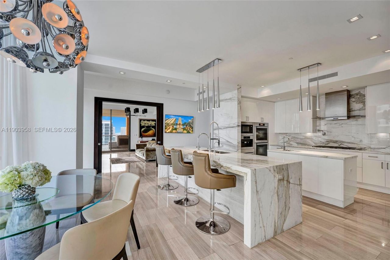17749 Collins, Unit 1402, Sunny Isles Beach, FL 33160 Photo