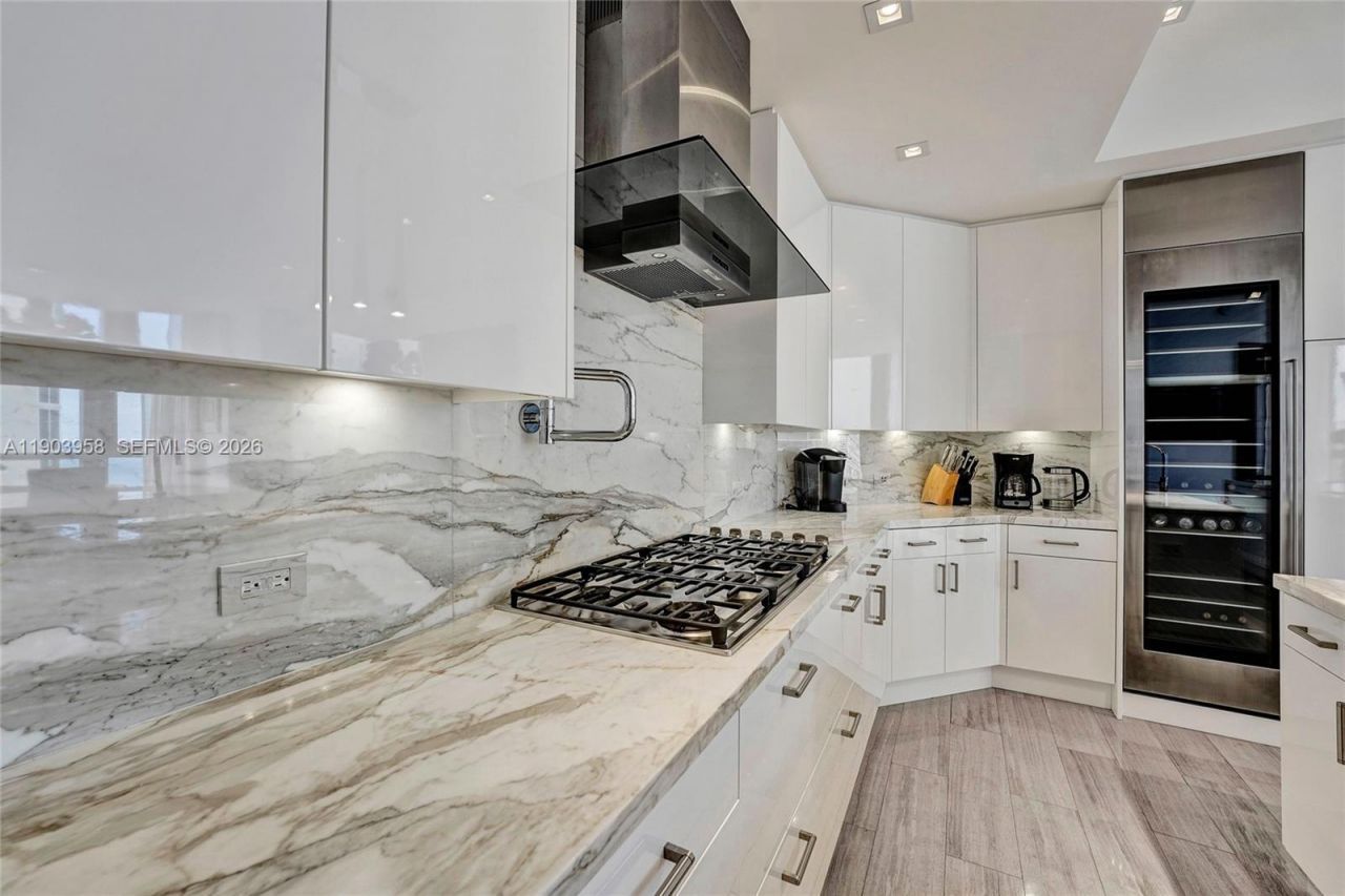 17749 Collins, Unit 1402, Sunny Isles Beach, FL 33160 Photo
