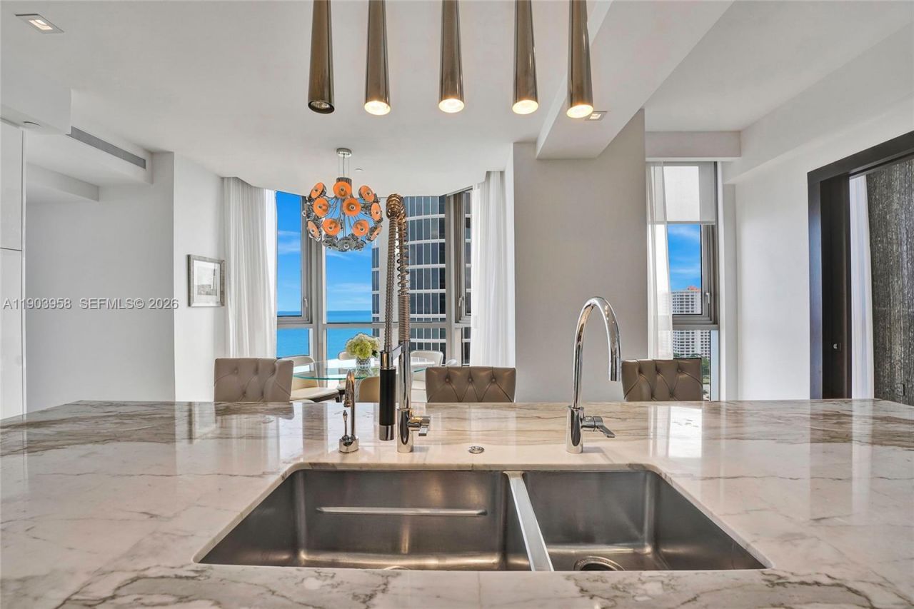 17749 Collins, Unit 1402, Sunny Isles Beach, FL 33160 Photo
