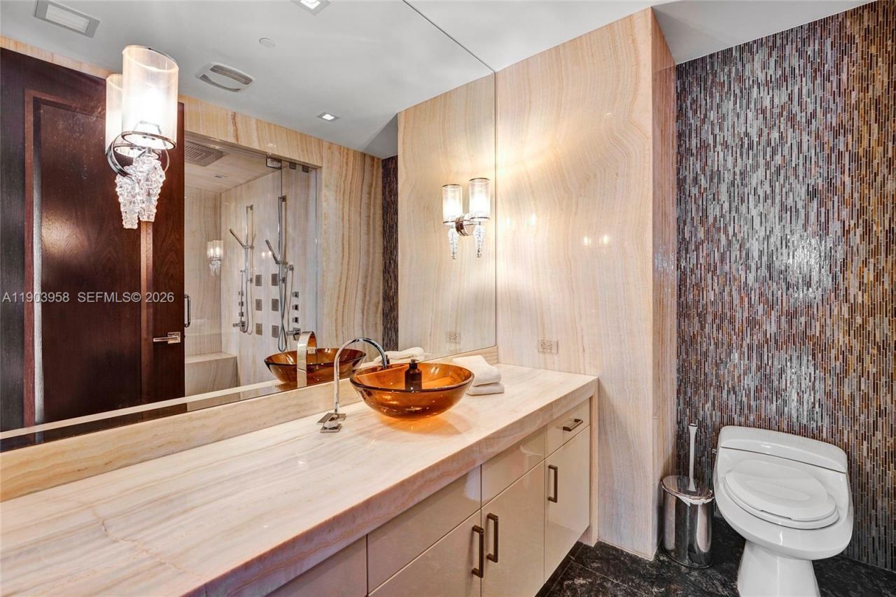 17749 Collins, Unit 1402, Sunny Isles Beach, FL 33160 Photo