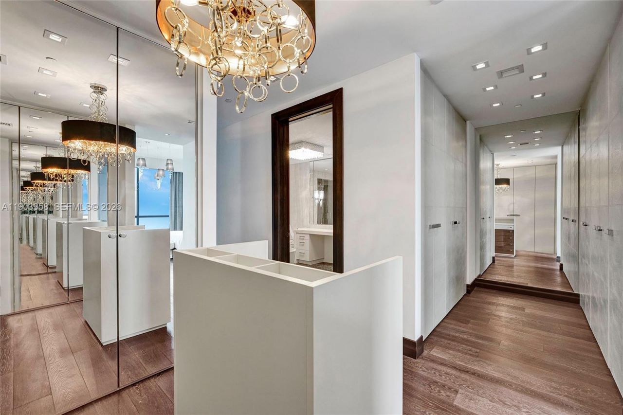 17749 Collins, Unit 1402, Sunny Isles Beach, FL 33160 Photo