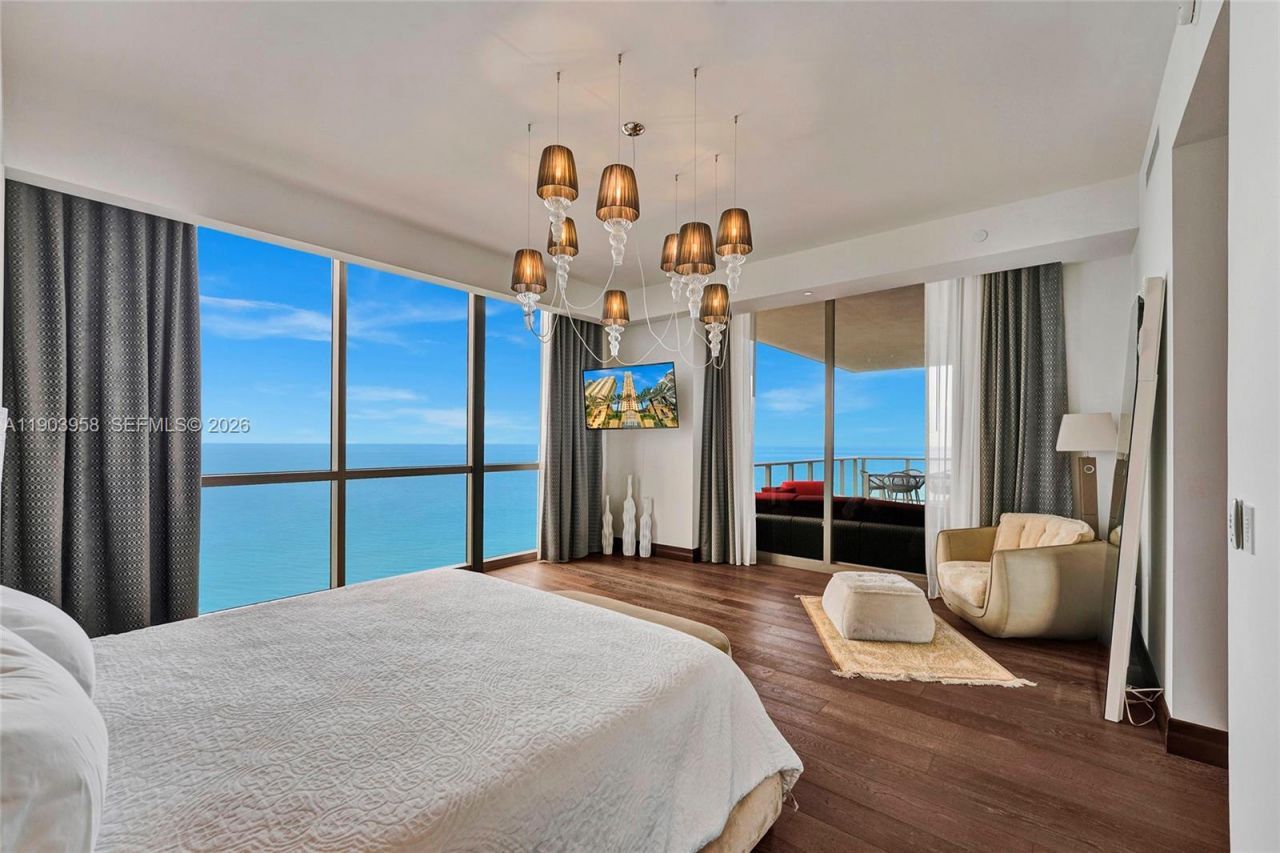 17749 Collins, Unit 1402, Sunny Isles Beach, FL 33160 Photo