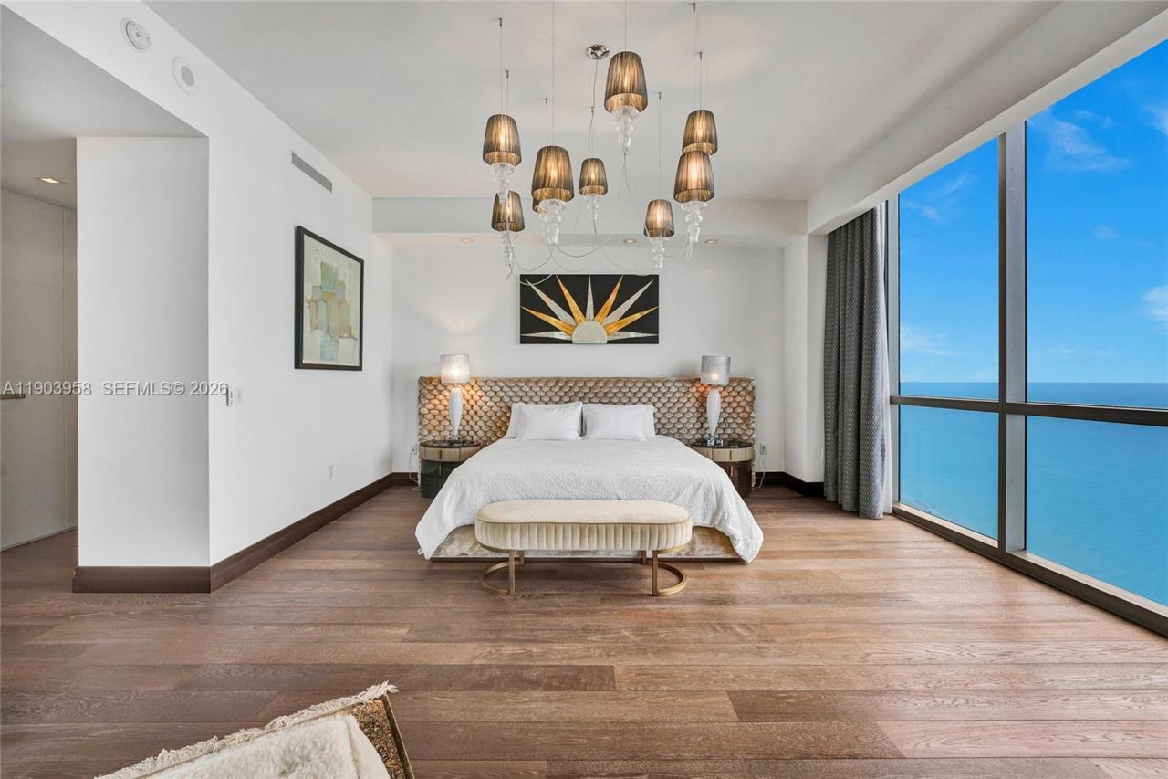 17749 Collins, Unit 1402, Sunny Isles Beach, FL 33160 Photo