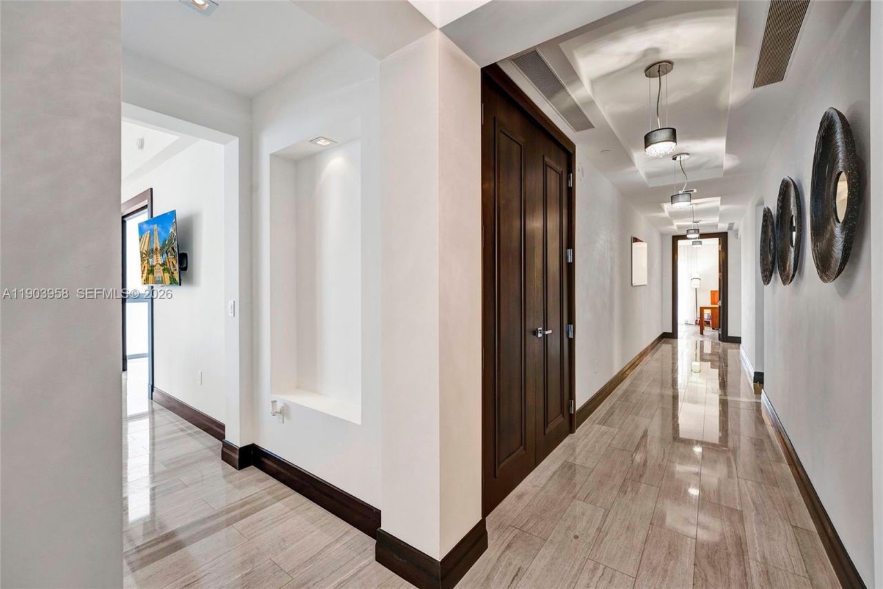 17749 Collins, Unit 1402, Sunny Isles Beach, FL 33160 Photo