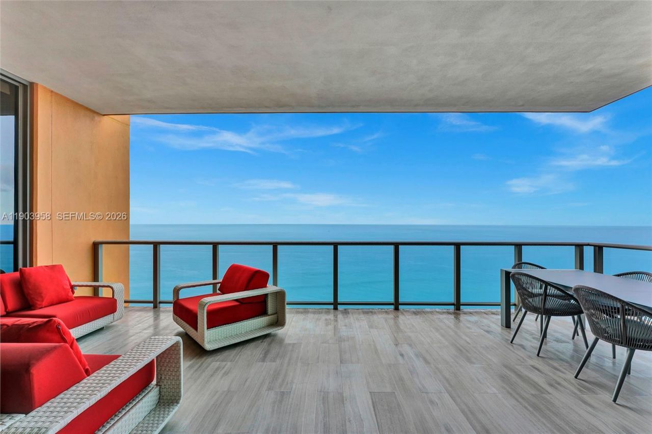 17749 Collins, Unit 1402, Sunny Isles Beach, FL 33160 Photo