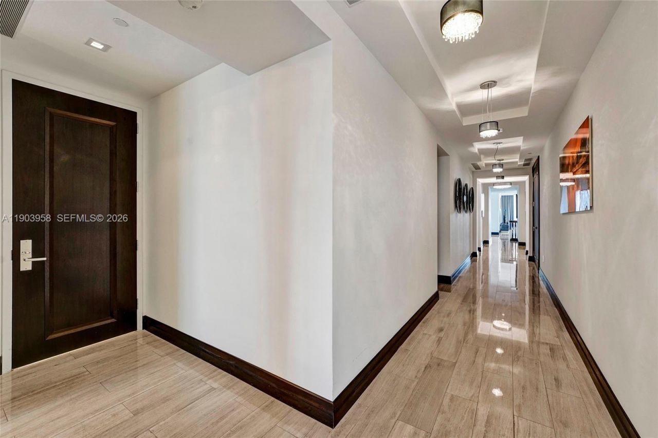 17749 Collins, Unit 1402, Sunny Isles Beach, FL 33160 Photo