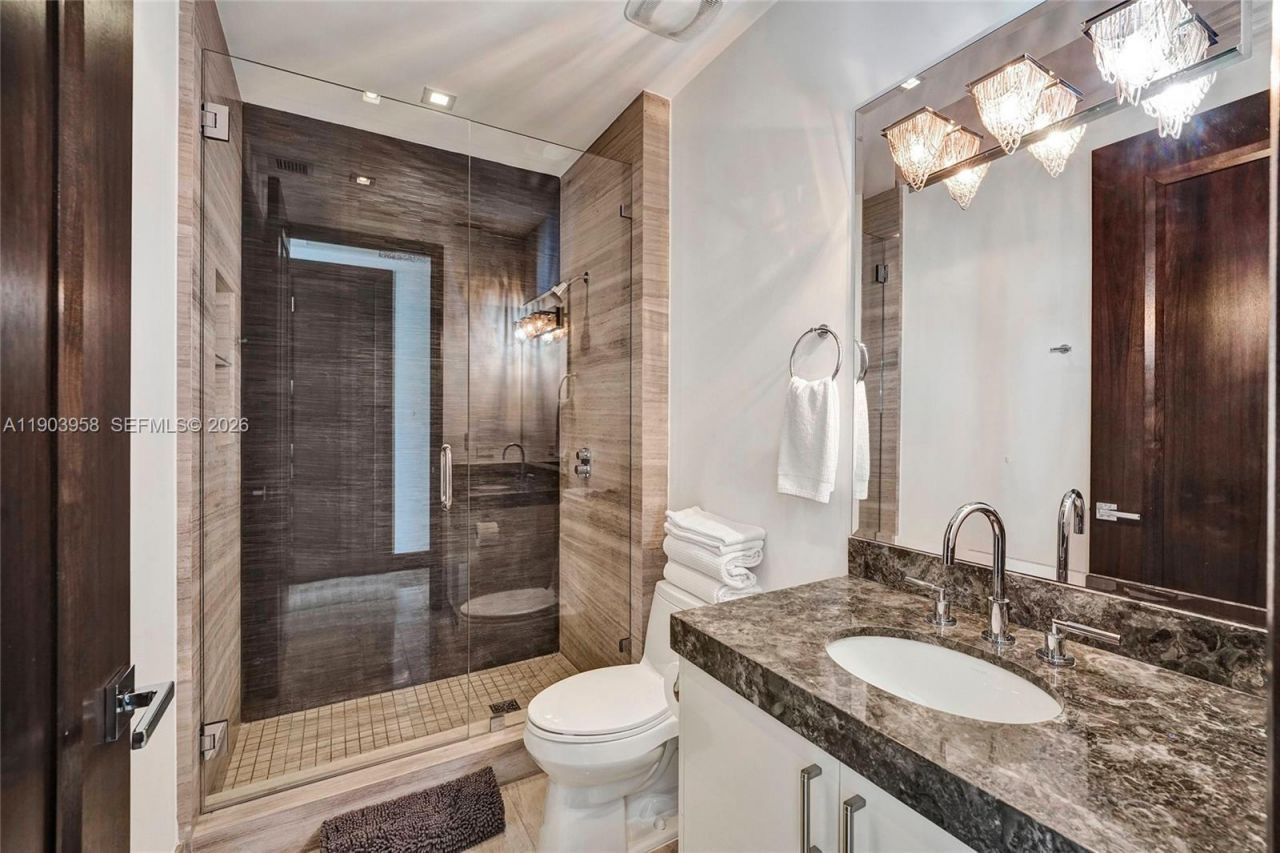 17749 Collins, Unit 1402, Sunny Isles Beach, FL 33160 Photo